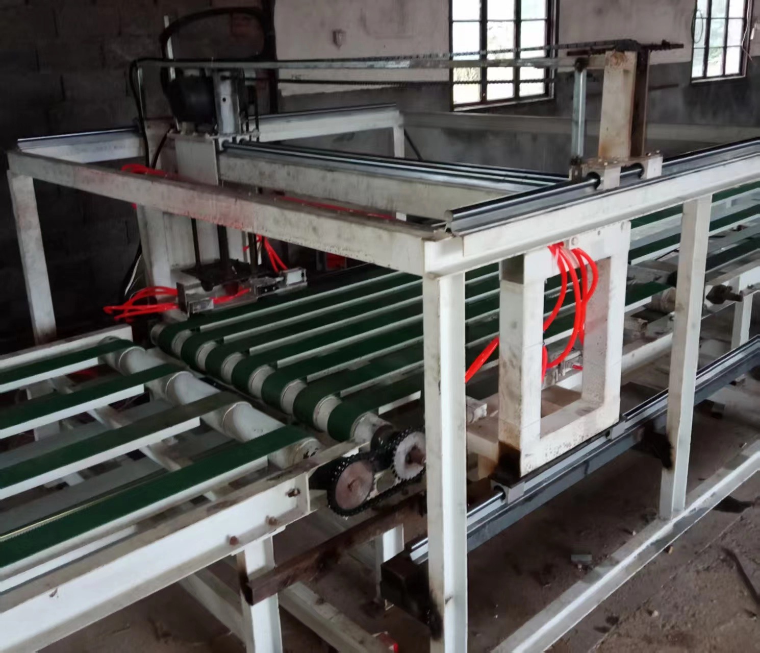 自动化墙板生产线