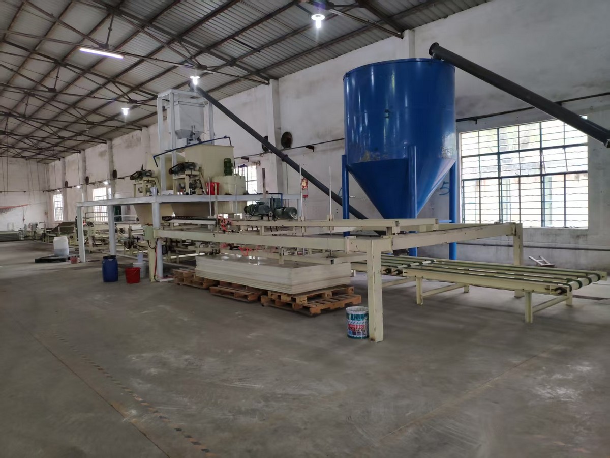 广州全自动玻镁板生产线运营案例